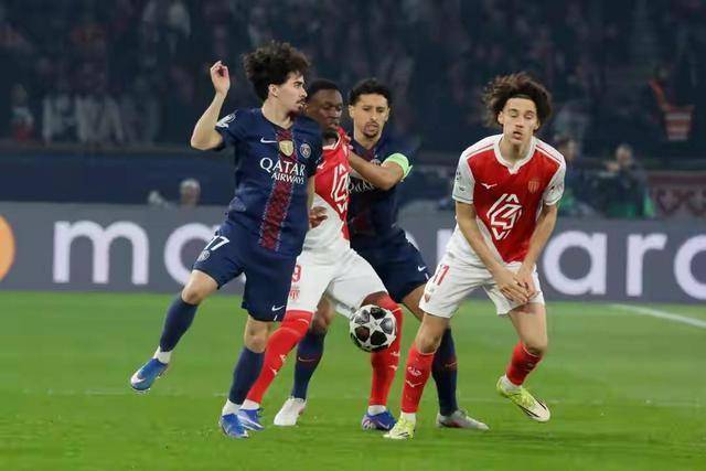 赛前摩纳哥备战欧冠布莱顿今夜绝杀压哨，连对手都承认：凯恩在日本队比赛中出色防守